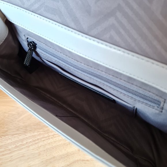 Rebecca Minkoff Quilted Chevron Crossbody Shoulder Bag Leather Flap Top Perla - Picture 7 of 8